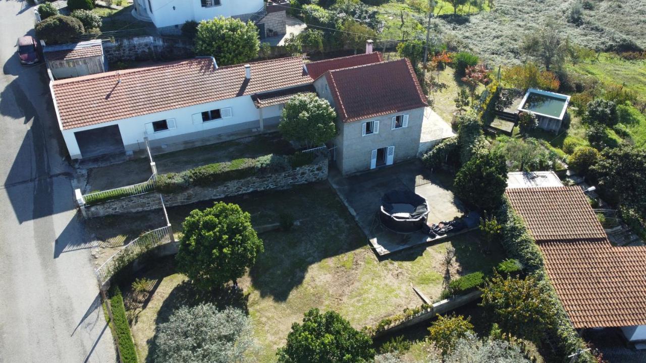 Casa Do Viso Guest House Оливейра ду Оспитал Екстериор снимка